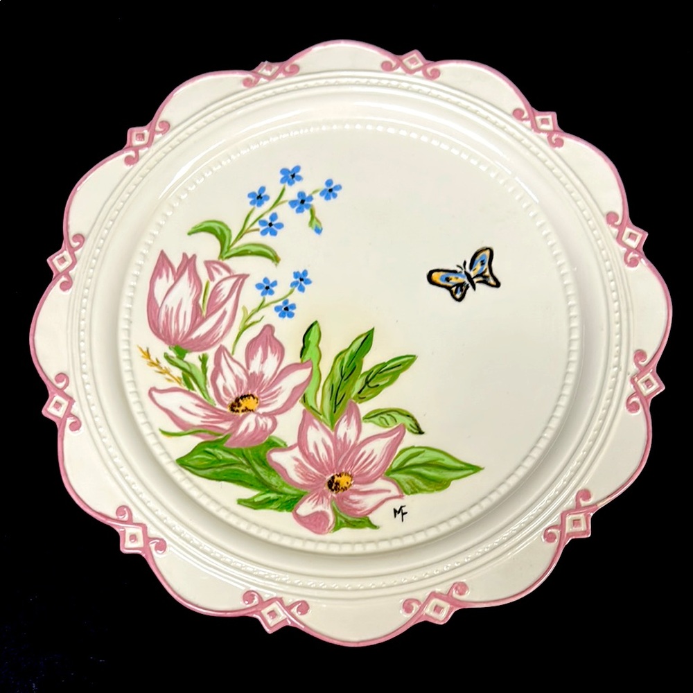 Vintage artist signed and dated 1983  hand pained 10”  ceramic decorative plate